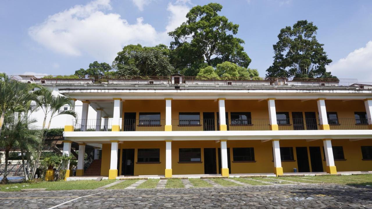 Zafra Hotel Retalhuleu Bagian luar foto